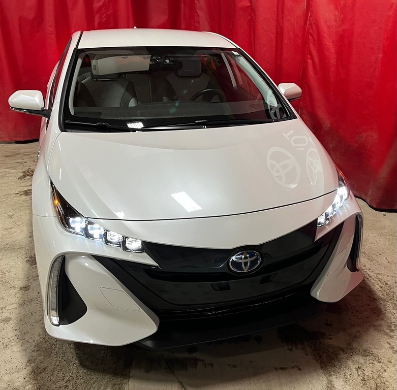 2022  PRIUS PRIME UPGRADE in Amos, Quebec - 3 - w1024h768px