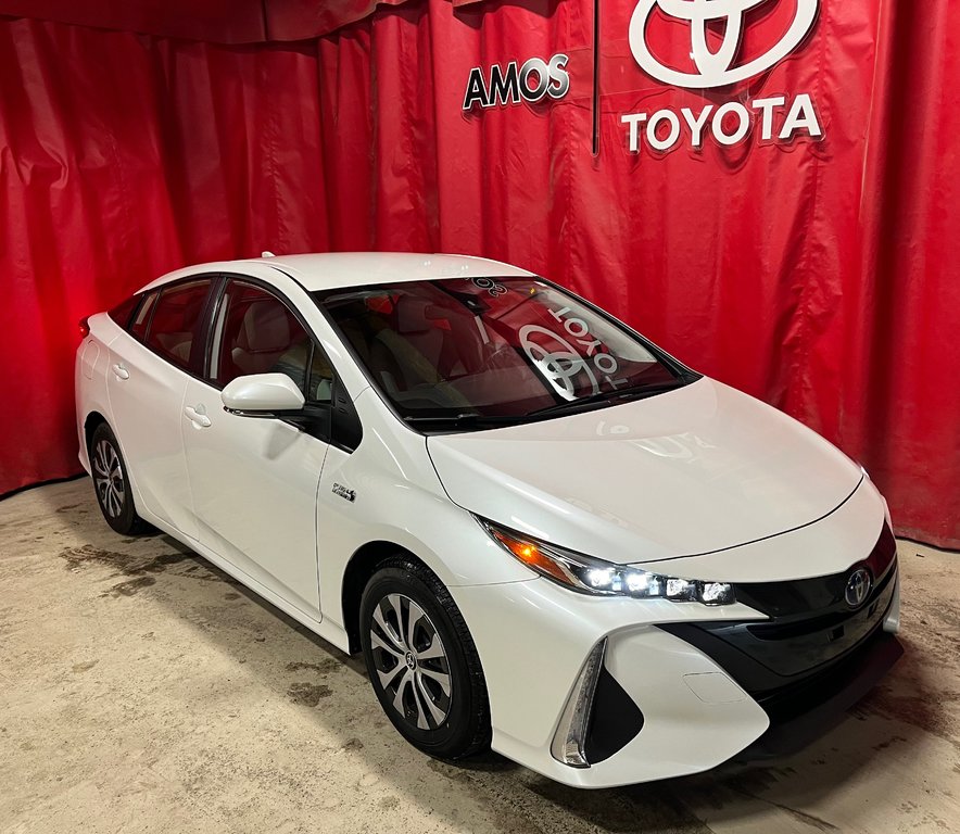 2022  PRIUS PRIME UPGRADE in Amos, Quebec - 1 - w1024h768px