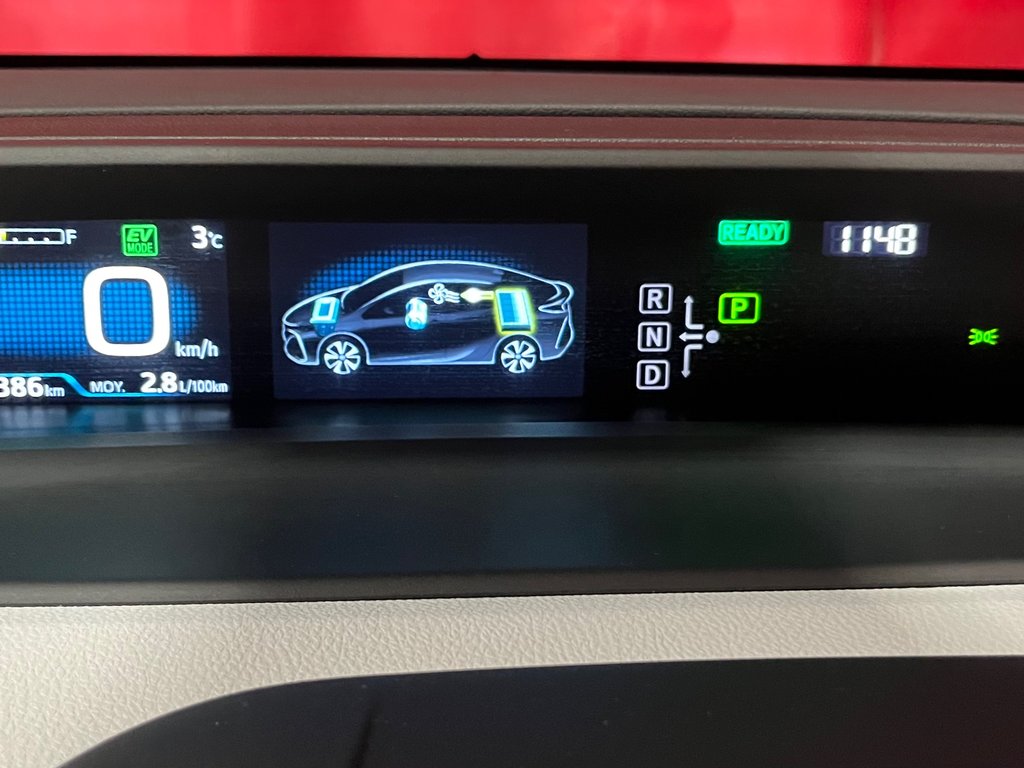 2022  PRIUS PRIME UPGRADE in Amos, Quebec - 18 - w1024h768px