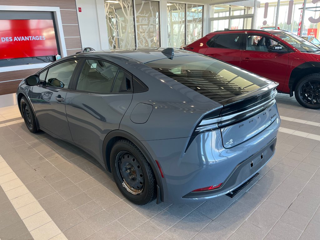 2023 Toyota Prius Prime SE in Amos, Quebec - 3 - w1024h768px