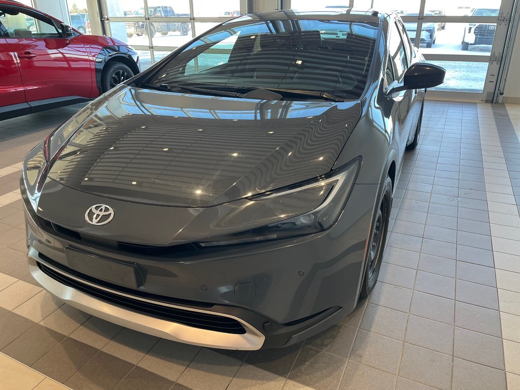 2023 Toyota Prius Prime SE in Amos, Quebec - 5 - w1024h768px