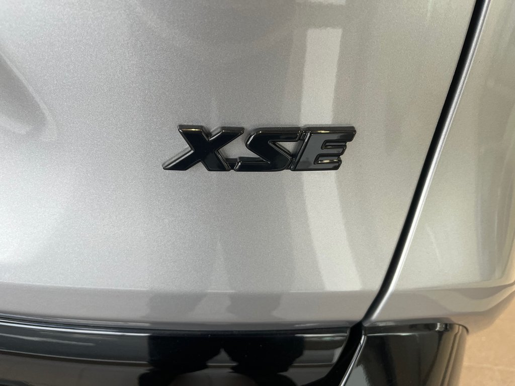 Toyota RAV4 Prime XSE 2023 à Amos, Québec - 12 - w1024h768px