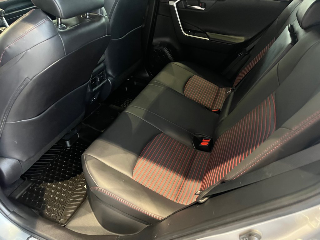 Toyota RAV4 Prime XSE 2023 à Amos, Québec - 14 - w1024h768px