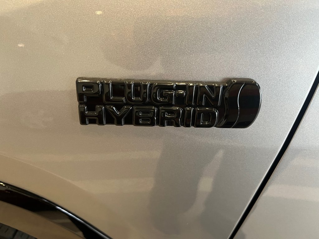 Toyota RAV4 Prime XSE 2023 à Amos, Québec - 15 - w1024h768px