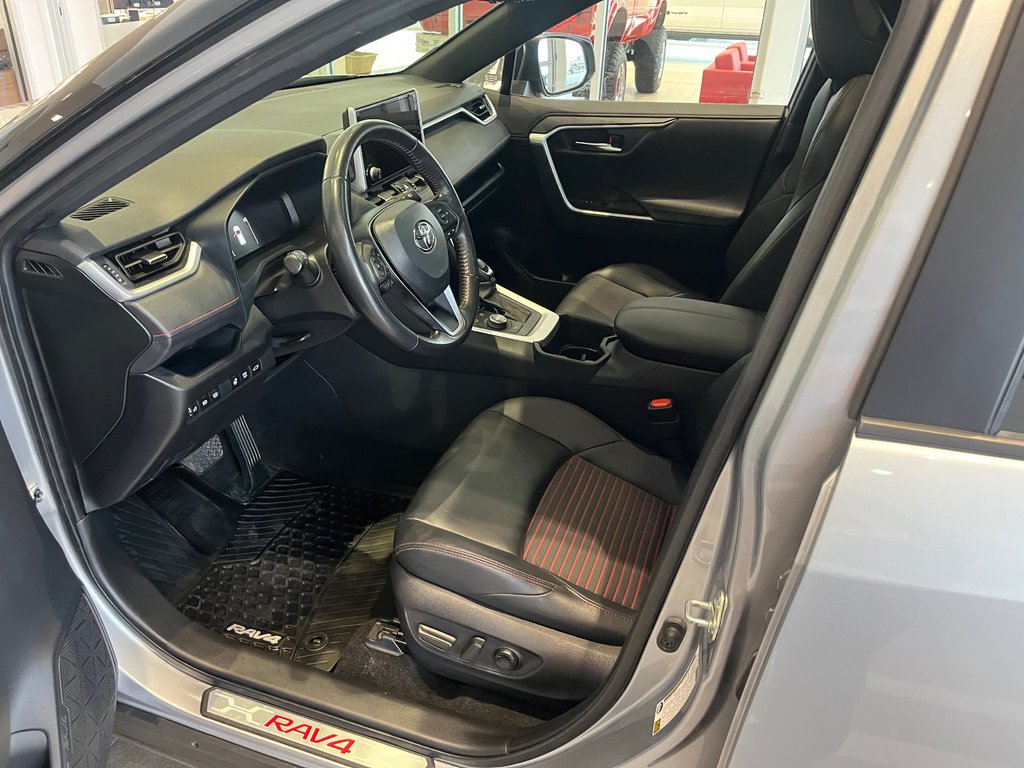Toyota RAV4 Prime XSE 2023 à Amos, Québec - 19 - w1024h768px