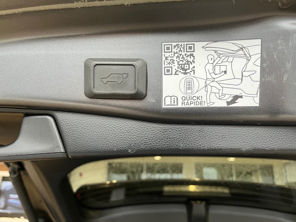 2023 Toyota RAV4 Prime HYBRID RECHARGABLE XSE in Amos, Quebec - 19 - w1024h768px