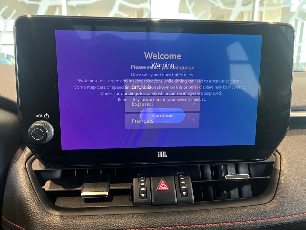 2024 Toyota RAV4 Prime HYBRIDE XSE TECHNO in Amos, Quebec - 22 - w1024h768px