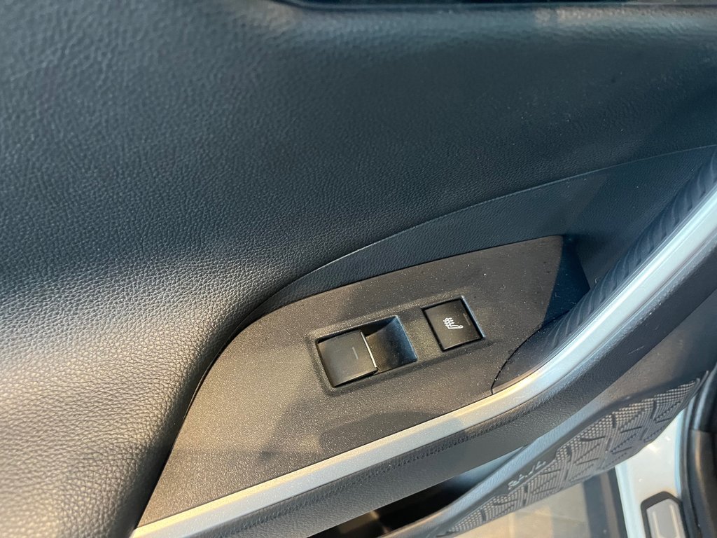 2024 Toyota RAV4 Prime HYBRIDE XSE TECHNO in Amos, Quebec - 14 - w1024h768px