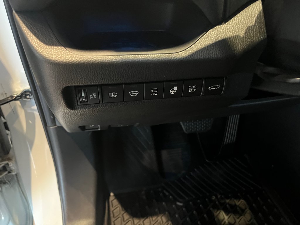 2024 Toyota RAV4 Prime HYBRIDE XSE TECHNO in Amos, Quebec - 19 - w1024h768px