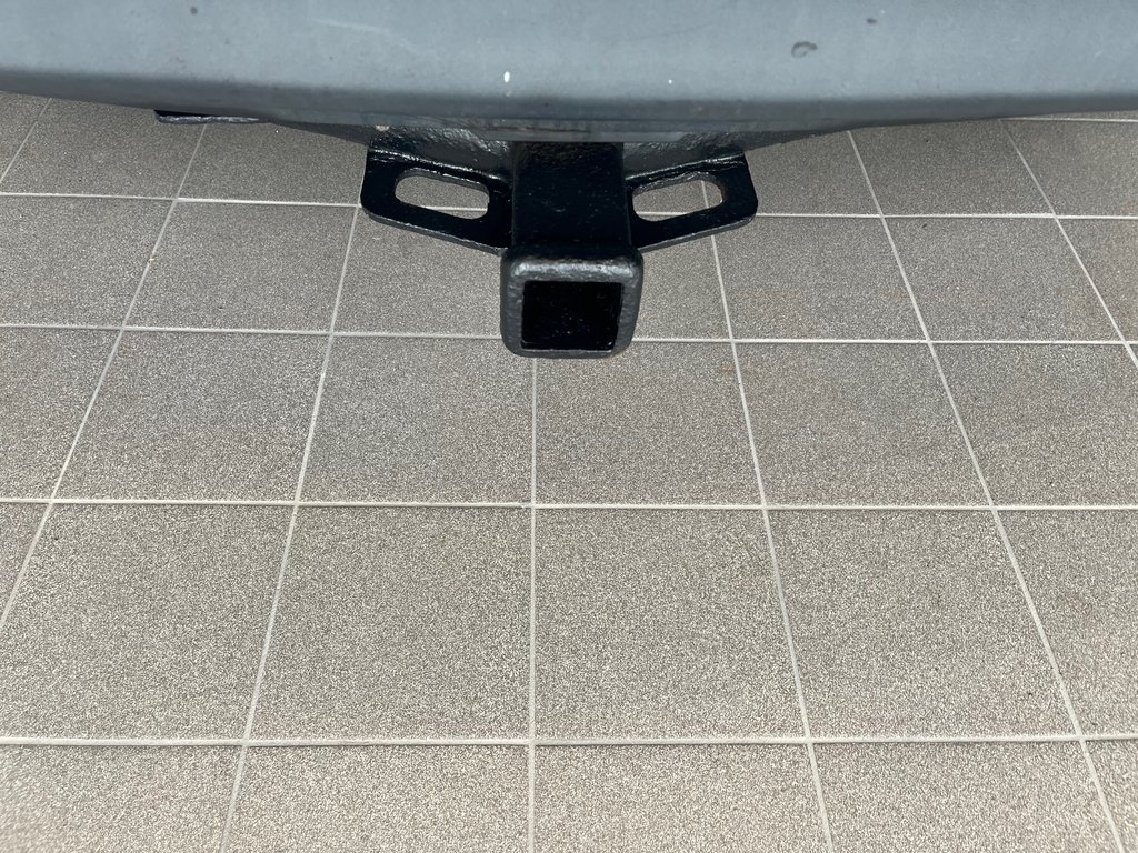 Toyota RAV4 XLE 2014 à Amos, Québec - 9 - w1024h768px
