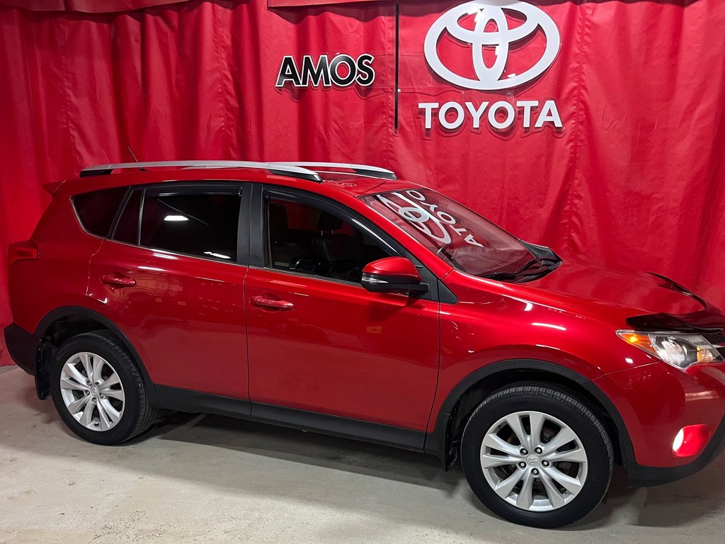 RAV4 LIMITED 2015 à Amos, Québec - 3 - w1024h768px