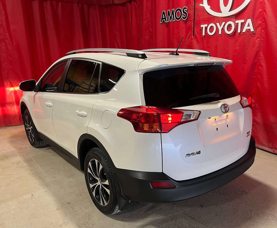 RAV4 XLE 2015 à Amos, Québec - 6 - w1024h768px