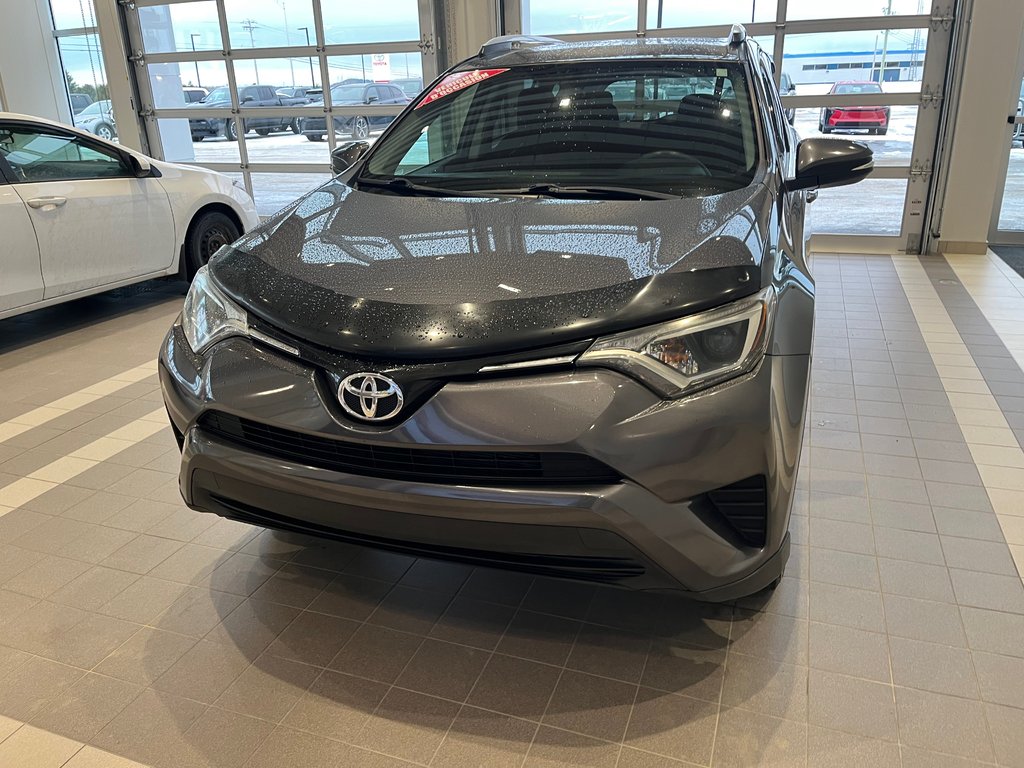 Toyota RAV4 LE 2016 à Amos, Québec - 5 - w1024h768px