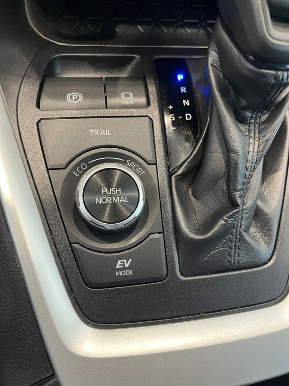 Toyota RAV4 Hybrid LE 2019 à Amos, Québec - 18 - w1024h768px
