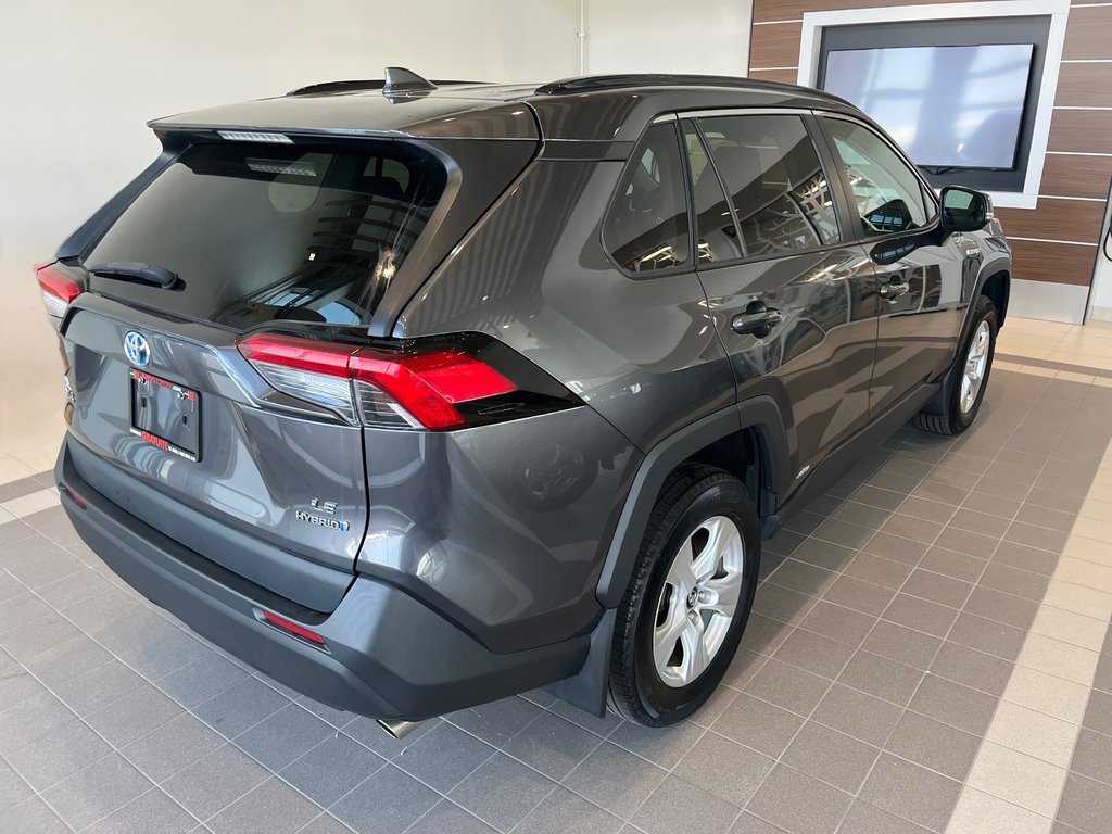 Toyota RAV4 Hybrid LE 2019 à Amos, Québec - 4 - w1024h768px