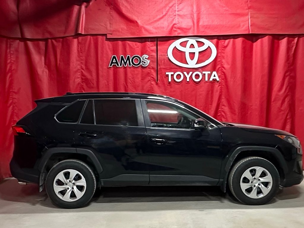 2020  RAV4 * VERSION LE * AWD * in Amos, Quebec - 4 - w1024h768px