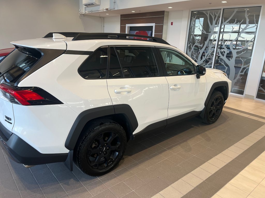 Toyota RAV4 Trail TRD OFF ROAD 2020 à Amos, Québec - 2 - w1024h768px