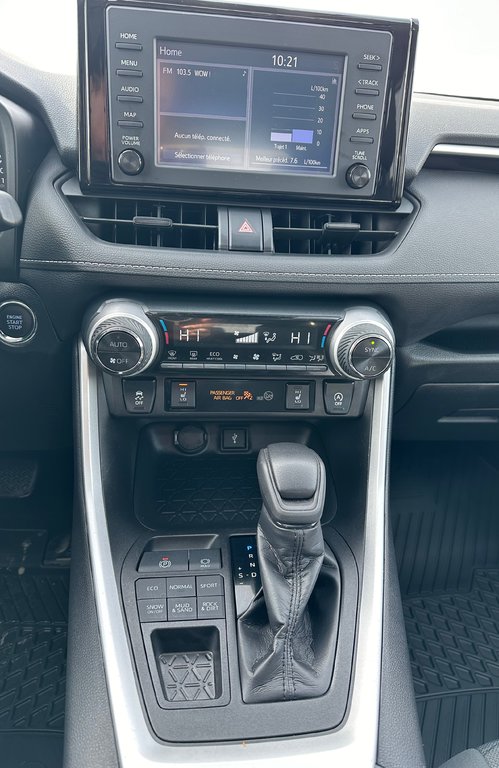 2021  RAV4 * VERSION XLE * in Amos, Quebec - 18 - w1024h768px