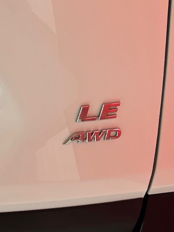 2022  RAV4 * VERSION LE * AWD * in Amos, Quebec - 4 - w1024h768px