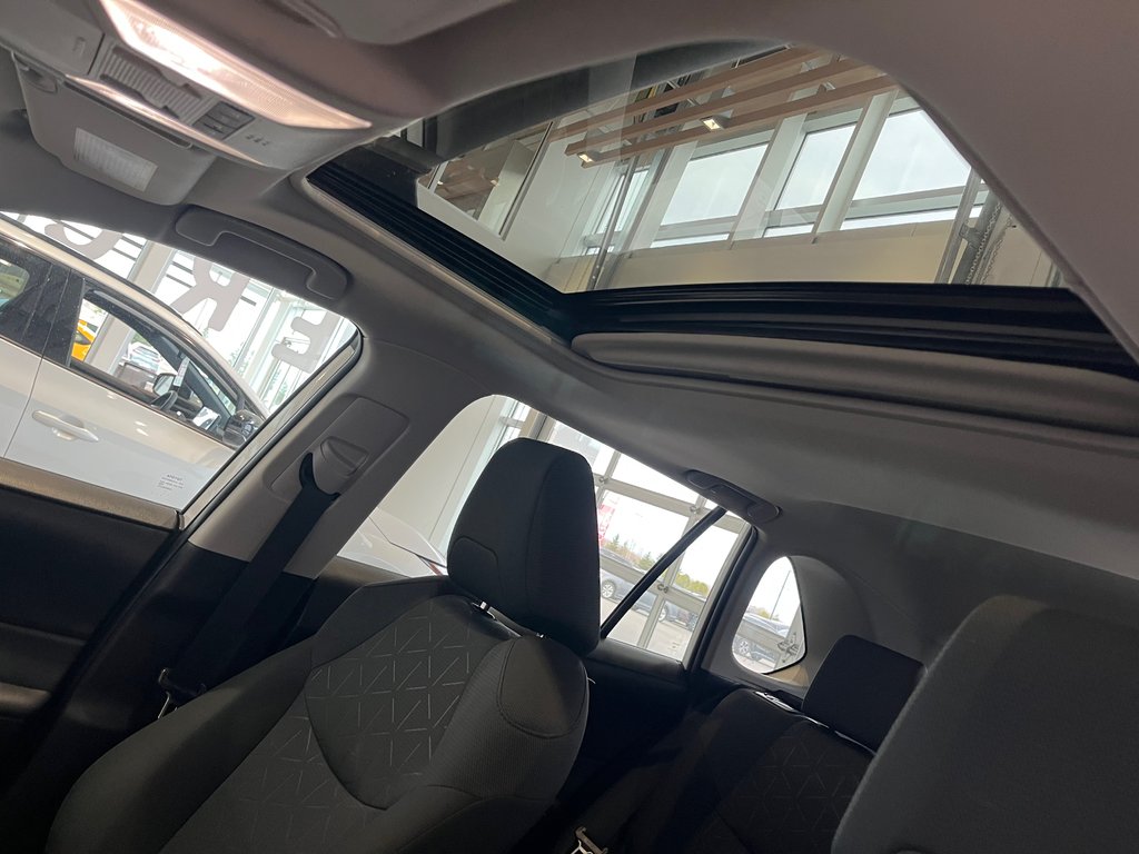 Toyota RAV4 XLE 2022 à Amos, Québec - 20 - w1024h768px