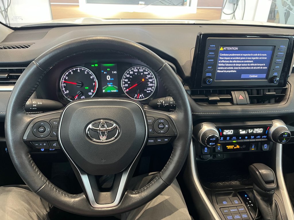 Toyota RAV4 XLE 2022 à Amos, Québec - 14 - w1024h768px