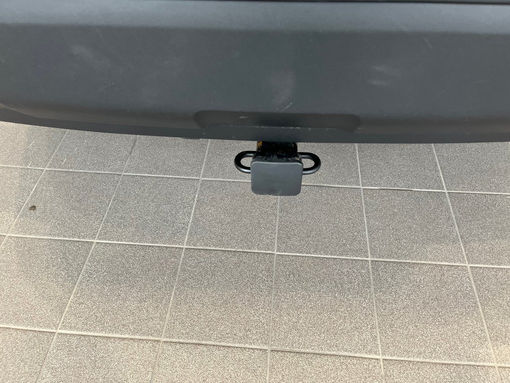 Toyota RAV4 XLE 2022 à Amos, Québec - 8 - w1024h768px
