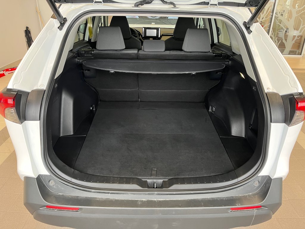 Toyota RAV4 XLE 2022 à Amos, Québec - 7 - w1024h768px