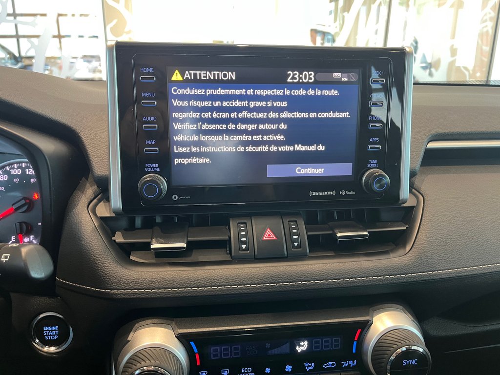 2022 Toyota RAV4 XLE in Amos, Quebec - 15 - w1024h768px