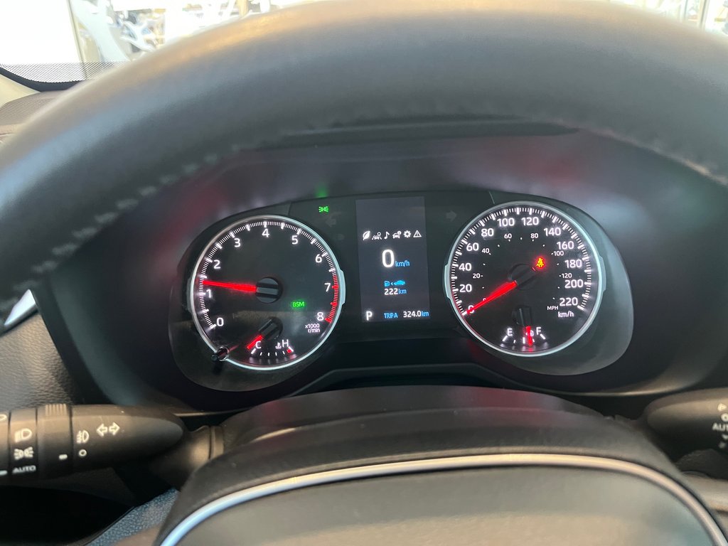 2022 Toyota RAV4 XLE in Amos, Quebec - 13 - w1024h768px