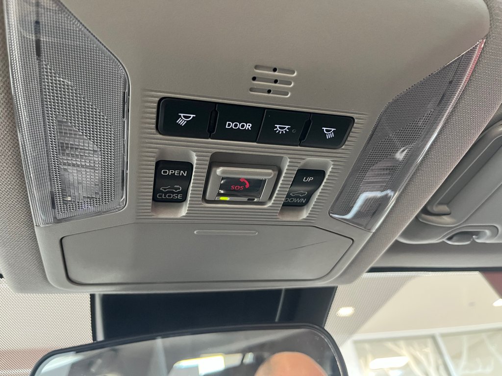2023 Toyota RAV4 Hybrid XLE in Amos, Quebec - 22 - w1024h768px