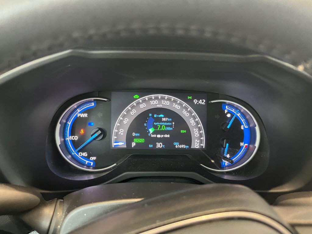 2023 Toyota RAV4 Hybrid XLE in Amos, Quebec - 16 - w1024h768px