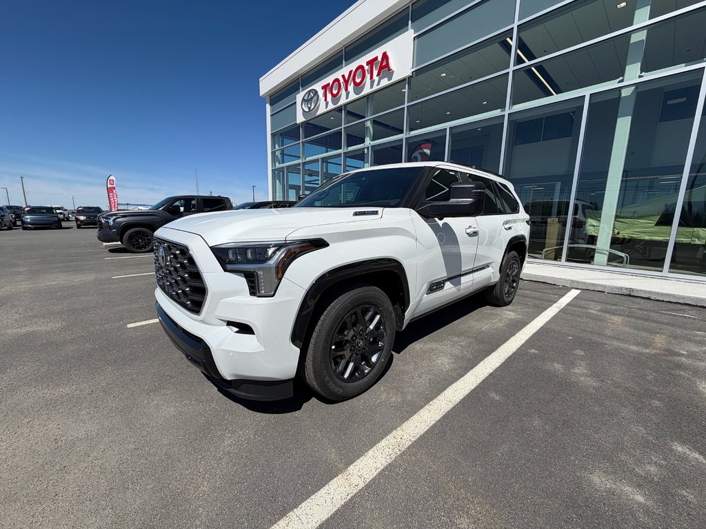 2026 Toyota Sequoia Hybrid PLATINUM in Amos, Quebec - 1 - w1024h768px