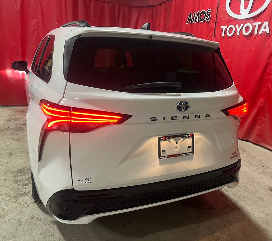 2023 Toyota Sienna Hybrid XSE 7-PASS in Amos, Quebec - 10 - w1024h768px