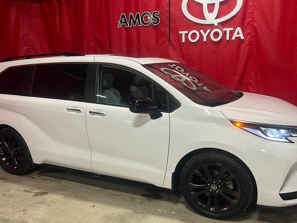 2023 Toyota Sienna Hybrid XSE 7-PASS in Amos, Quebec - 3 - w1024h768px