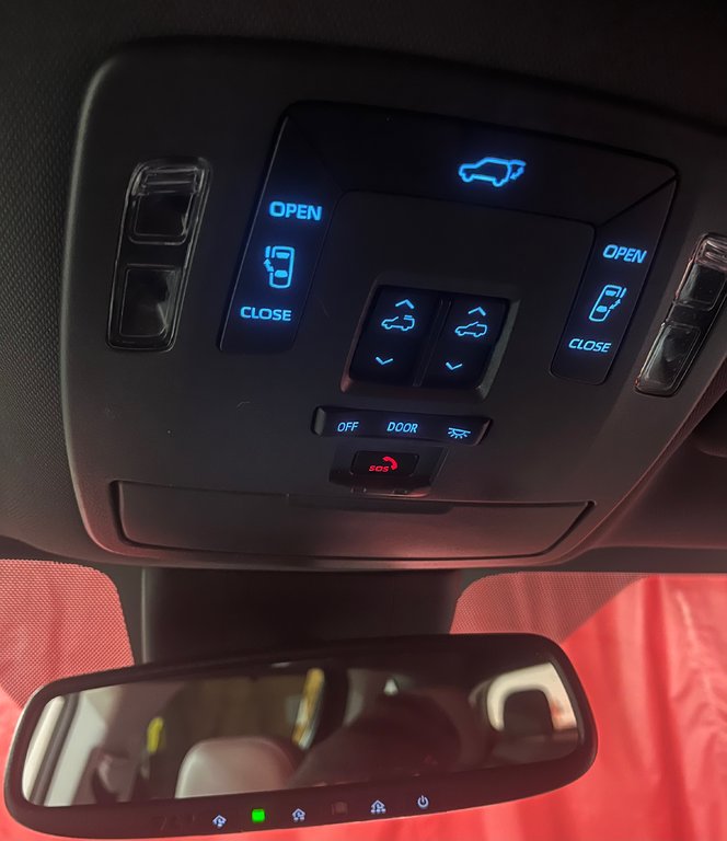 2023 Toyota Sienna Hybrid XSE 7-PASS in Amos, Quebec - 28 - w1024h768px