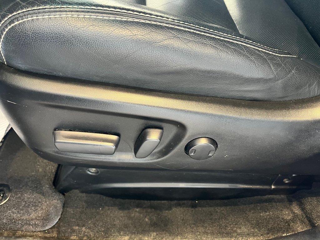 Toyota Sienna SE 2017 à Amos, Québec - 12 - w1024h768px