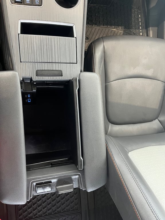 Toyota Sienna XSE HYBRIDE AWD 2021 à Amos, Québec - 25 - w1024h768px