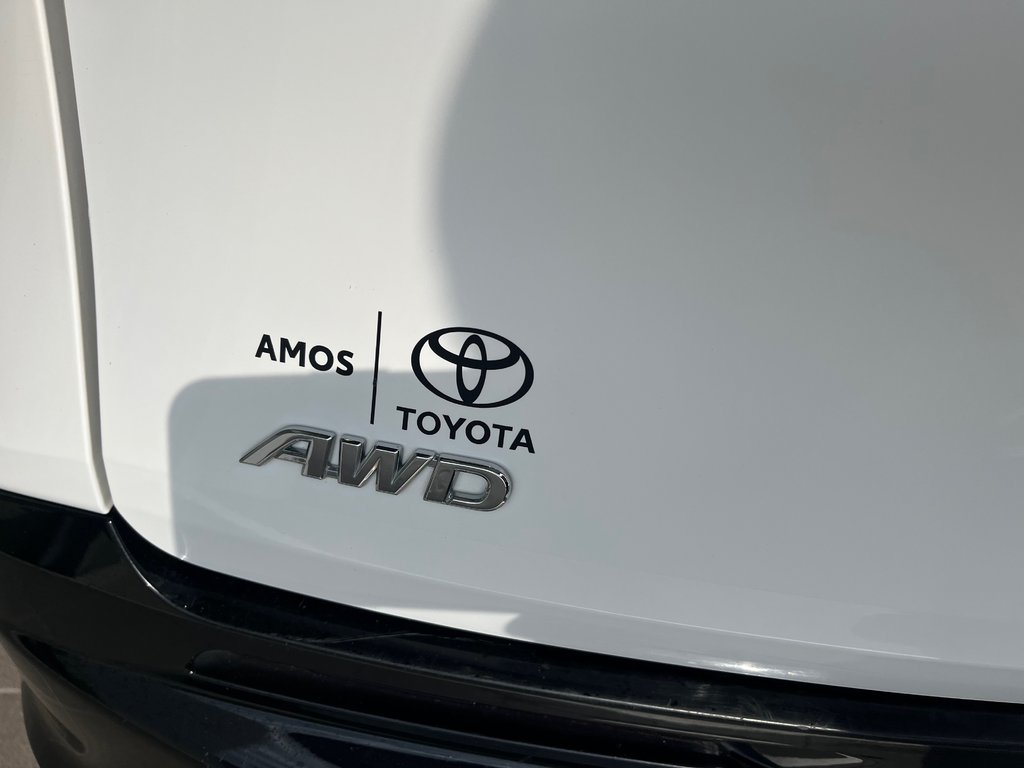 Toyota Sienna XSE HYBRIDE AWD 2021 à Amos, Québec - 10 - w1024h768px