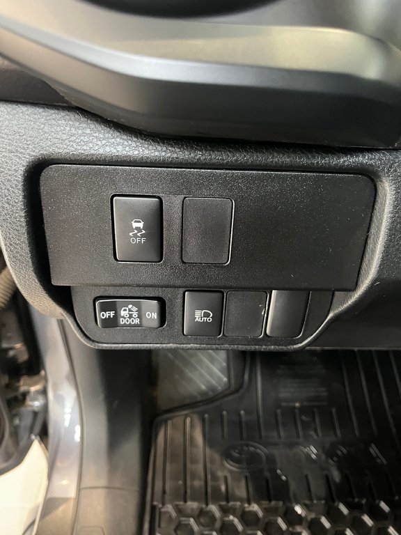 Toyota Tacoma SR5 2021 à Amos, Québec - 11 - w1024h768px