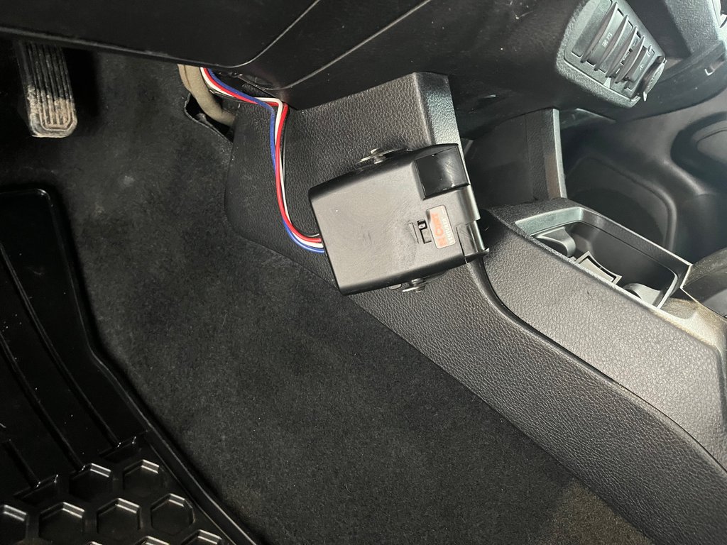 Toyota Tacoma SR5 2021 à Amos, Québec - 10 - w1024h768px