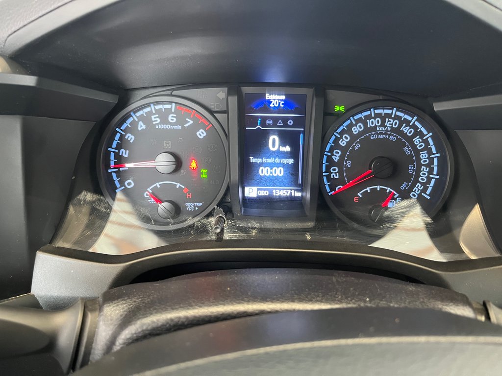 Toyota Tacoma SR5 2021 à Amos, Québec - 13 - w1024h768px
