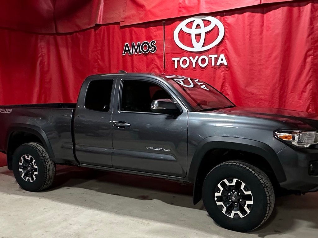 2023  Tacoma * 4X4 * ACCES CAB  * in Amos, Quebec - 15 - w1024h768px