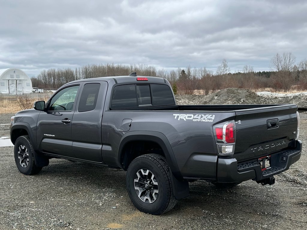 2023  Tacoma * 4X4 * ACCES CAB  * in Amos, Quebec - 28 - w1024h768px