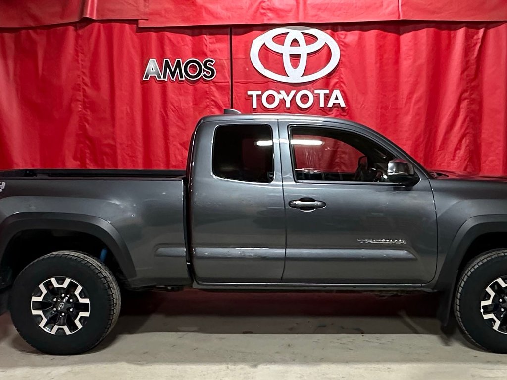 2023  Tacoma * 4X4 * ACCES CAB  * in Amos, Quebec - 14 - w1024h768px