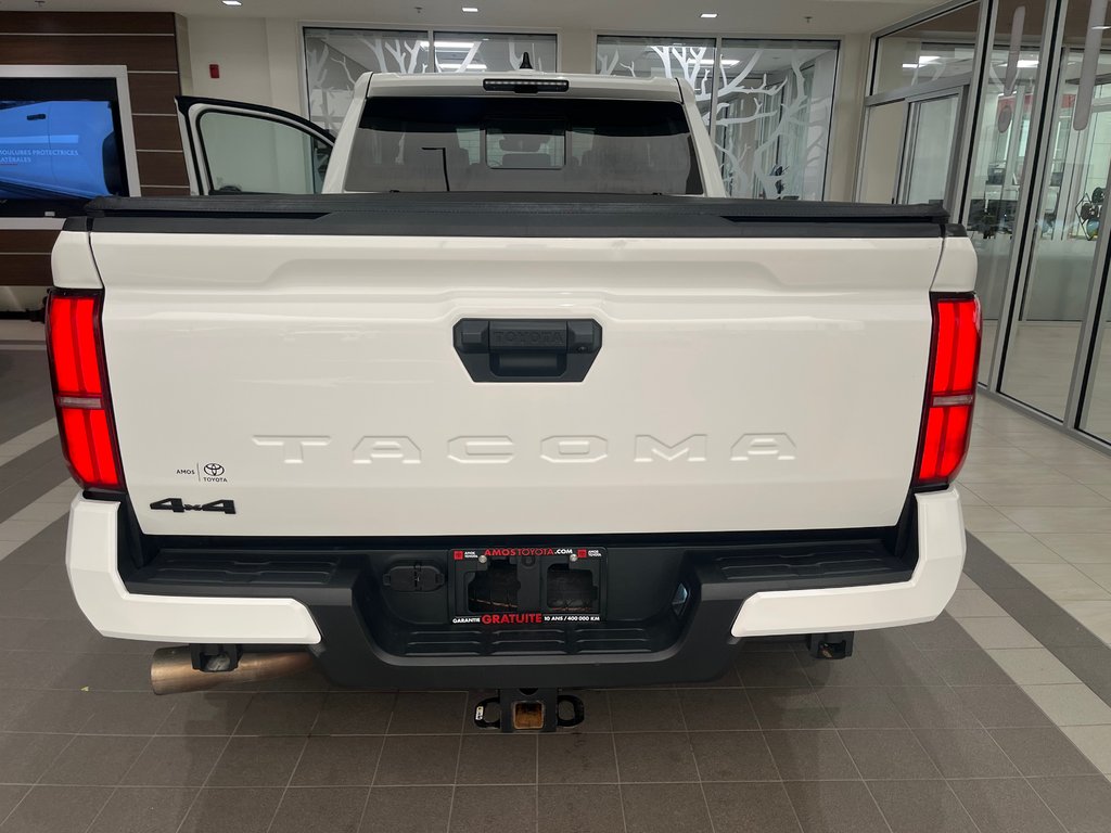 2024 Toyota Tacoma SR5 in Amos, Quebec - 8 - w1024h768px