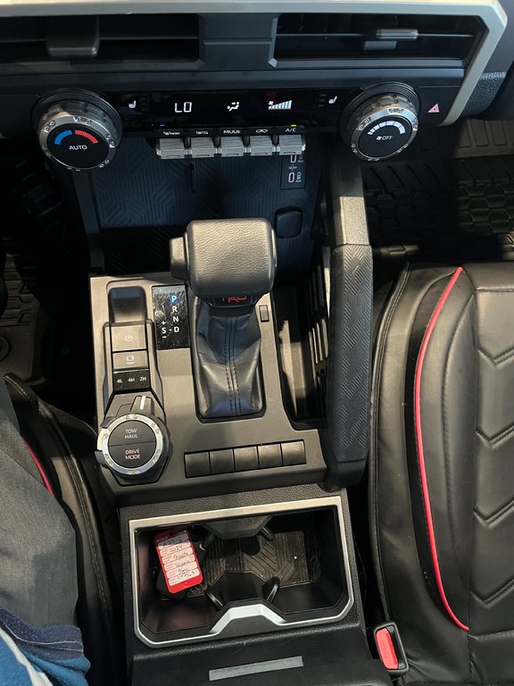 2024 Toyota Tacoma SR5 in Amos, Quebec - 18 - w1024h768px