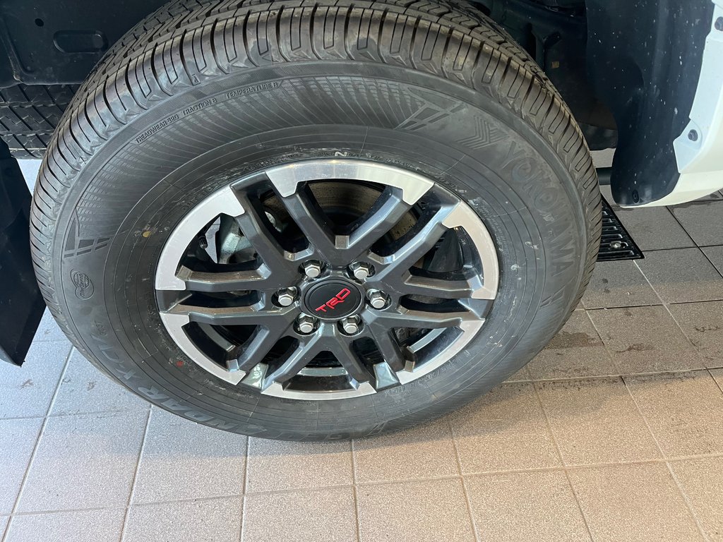 2024 Toyota Tacoma SR5 in Amos, Quebec - 7 - w1024h768px