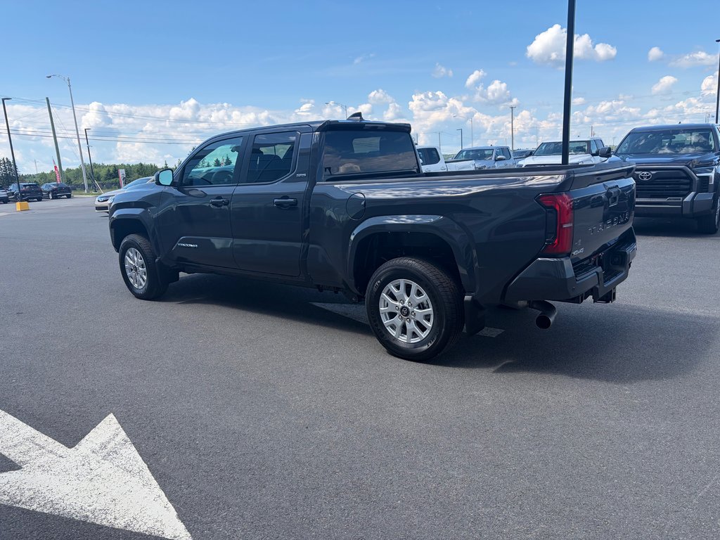 Toyota Tacoma SR5 Plus 2026 à Amos, Québec - 3 - w1024h768px
