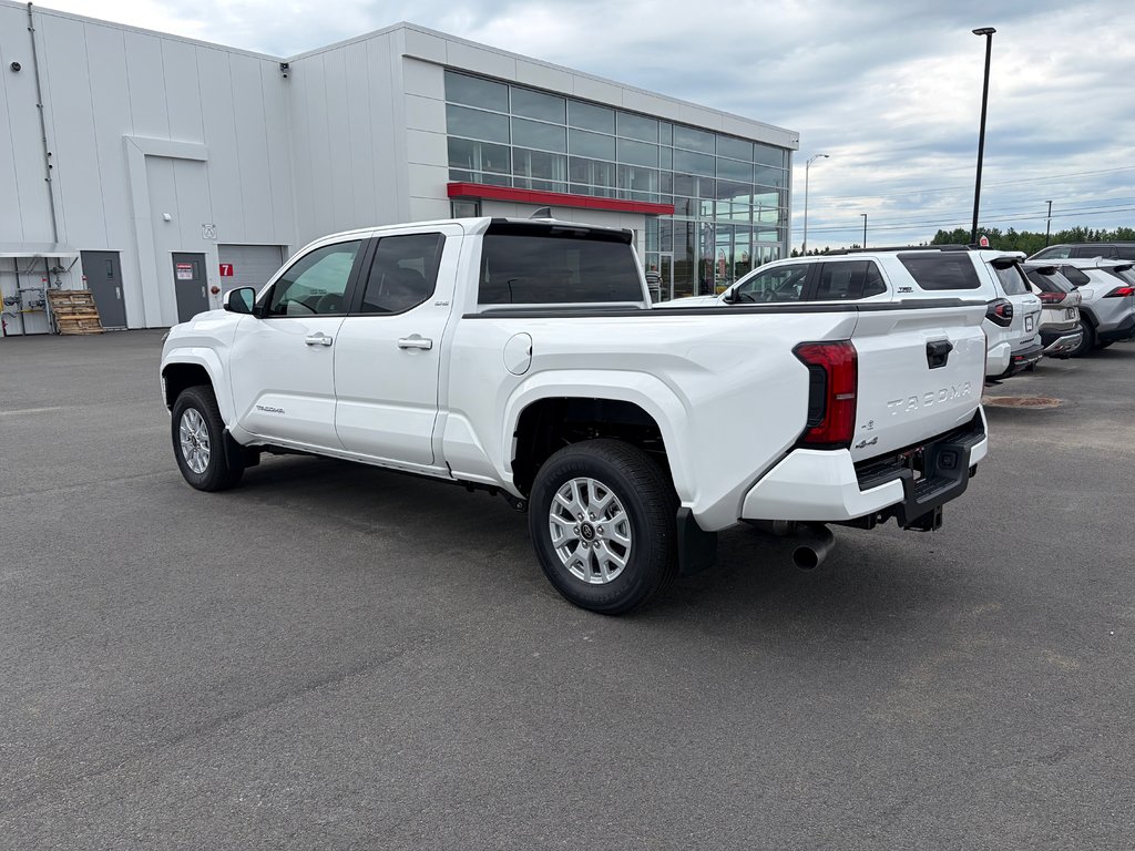 Toyota Tacoma SR5 2026 à Amos, Québec - 5 - w1024h768px