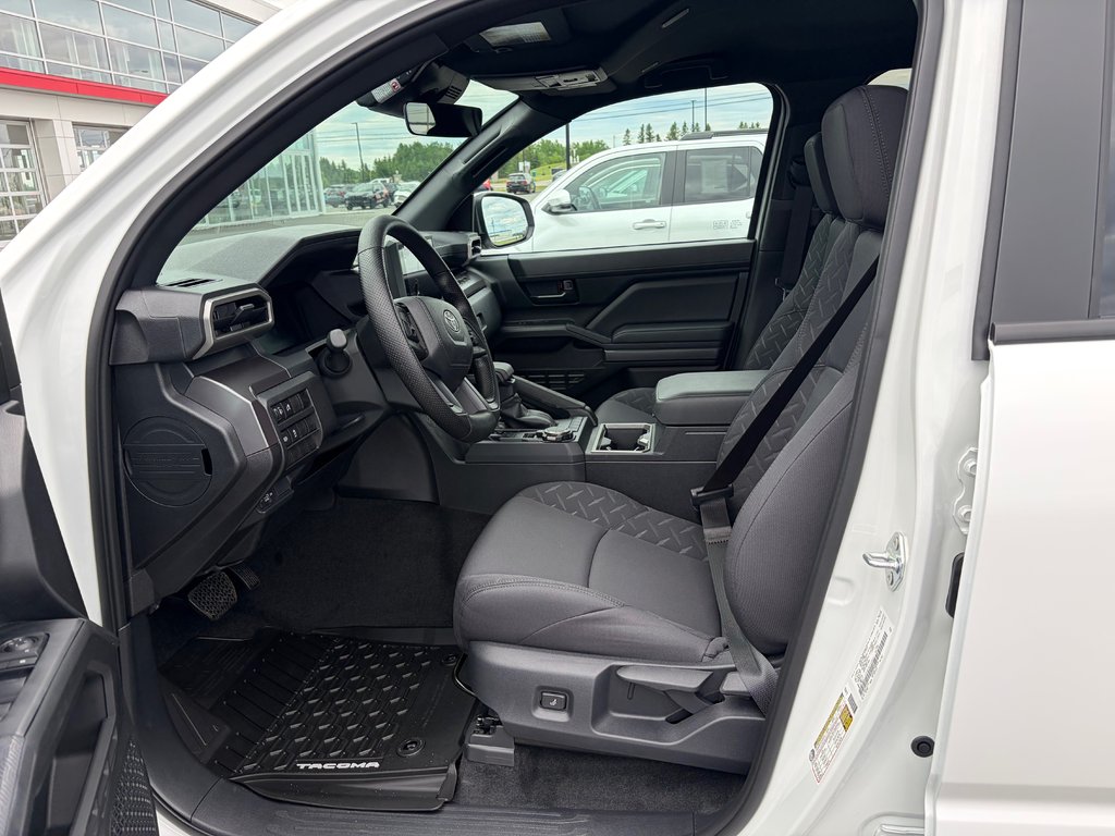 Toyota Tacoma SR5 2026 à Amos, Québec - 11 - w1024h768px